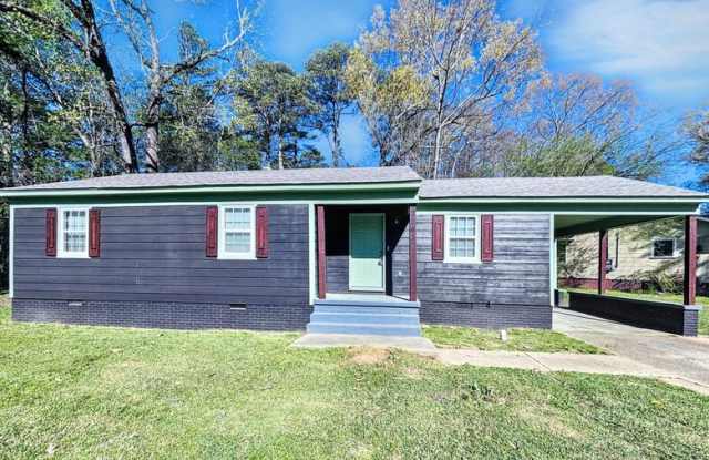 2261 Paden St