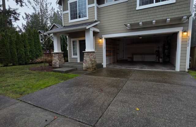 Beautiful 3-Bed Home with Private Yard and Modern Upgrades