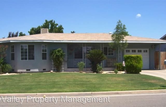 1584 E. Sierra Avenue - 1584 East Sierra Avenue, Tulare, CA 93274