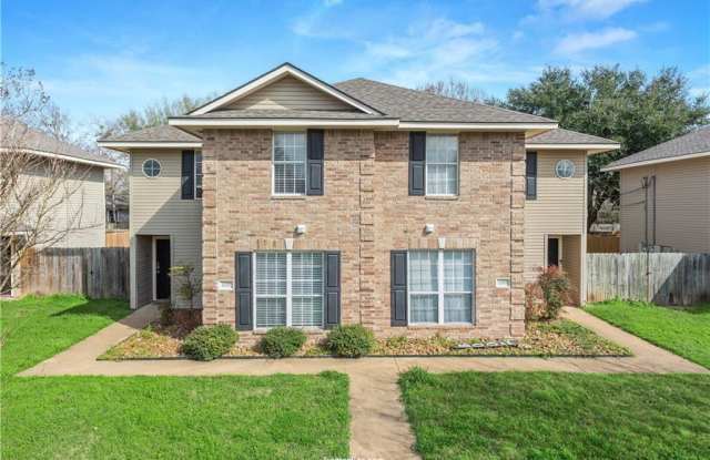 1217 Oney Hervey Drive - 1
