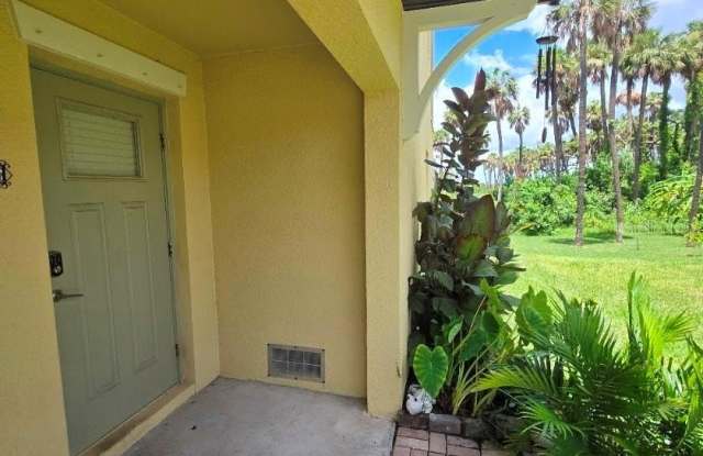 4640 WILLET COOPER Court