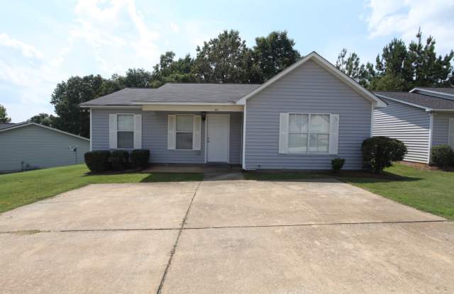 Cottage Available on Panda Court in August! - 1974 Panda Court, Auburn, AL 36832