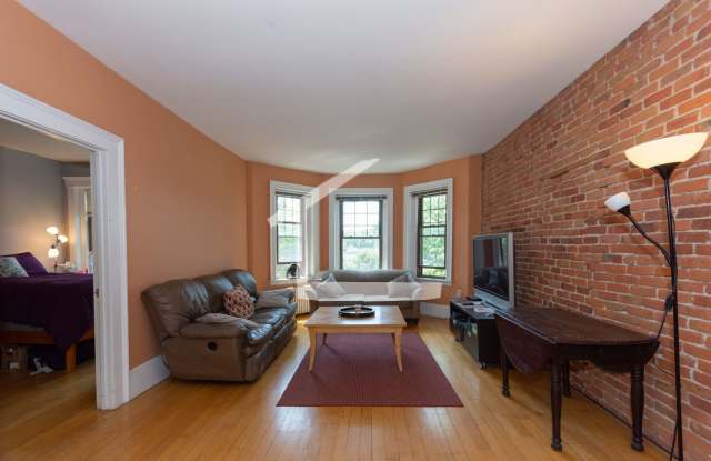 1155 Commonwealth Ave #3C Boston MA 02134