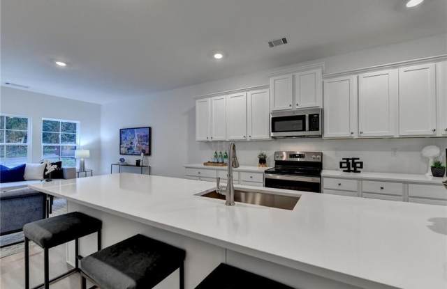 3320 Altacrest Drive
