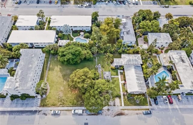 527 Orton Ave - 527 Orton Avenue, Fort Lauderdale, FL 33304