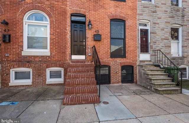 45 E RANDALL Street