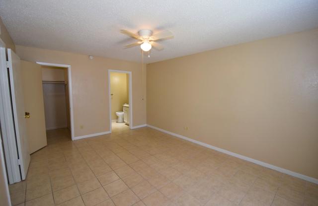 2733 Waldron Rd
