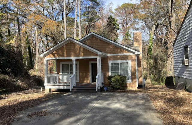 1903 Chattahoochee Place