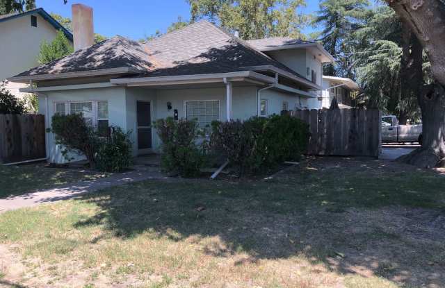 Unique 3 bed 1 bath home for Rent