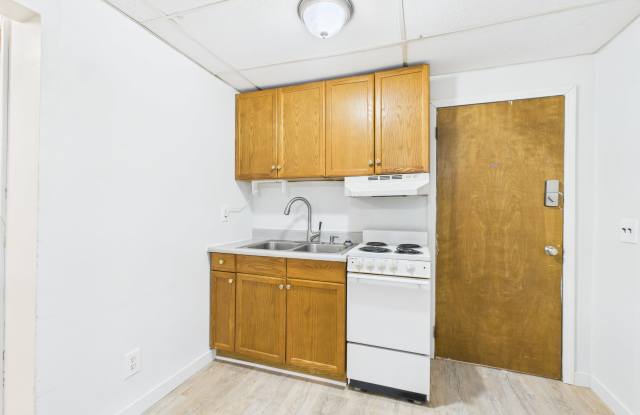 2763 Mack Boulevard - 3