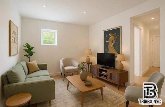 Photo of 92 Manhattan Avenue