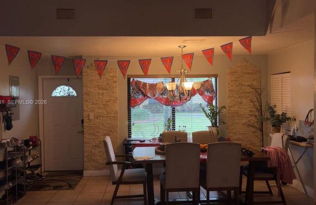 7509 SW 26th Court 5, Davie, FL 33314