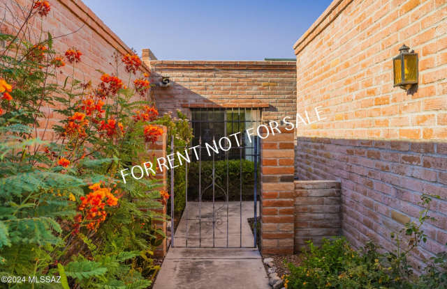 5810 East Chiricahua Trail - 1