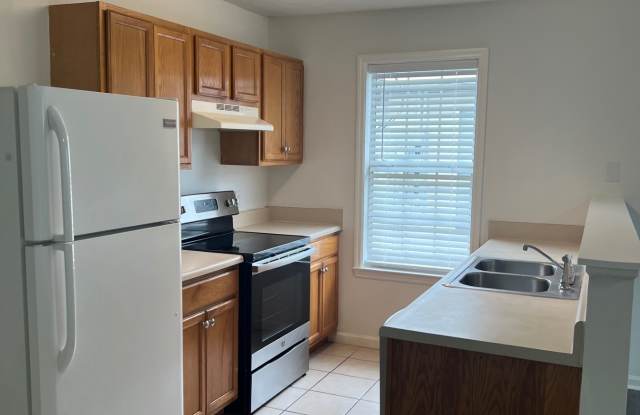 9027 Houston Street - 2