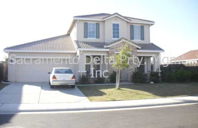 Beautiful Spacious 4 bed 2.5 bath home in Calvine Crossing