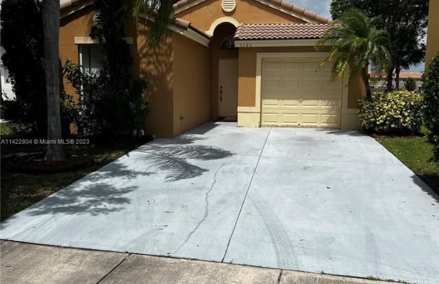 1141 SE 20th Rd - 1141 Southeast 20th Road, Homestead, FL 33035