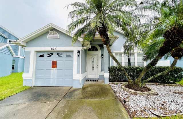 625 GOSHEN COURT
