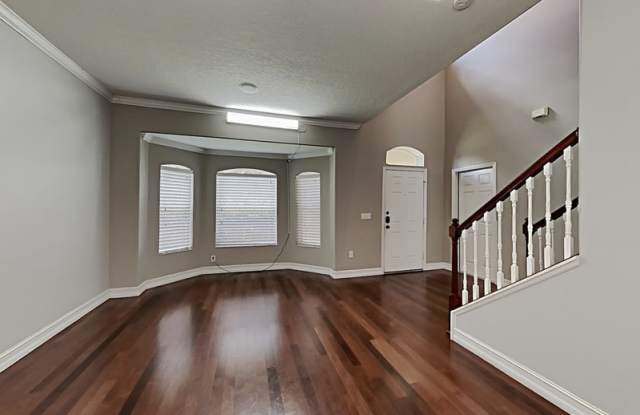 10125 Hidden Dunes Ln