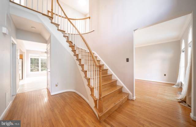 13840 LAUREL ROCK Court