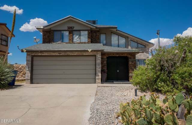 3257 Mountain Ridge Drive