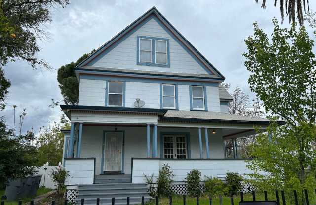 1184 Montgomery St. - Beautiful Victorian in Downtown Historic Oroville! photos photos