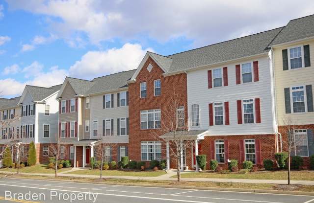 1390 Timberwood Blvd - 1390 Timberwood Boulevard, Hollymead, VA 22911