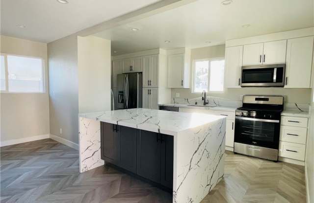 22710 Saticoy Street