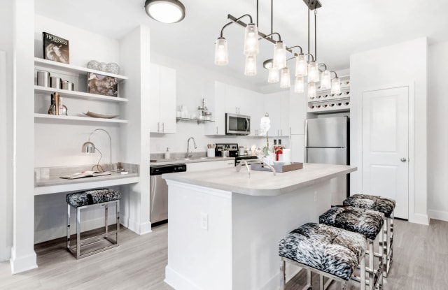 Photo of Capital Crest at Godley Station