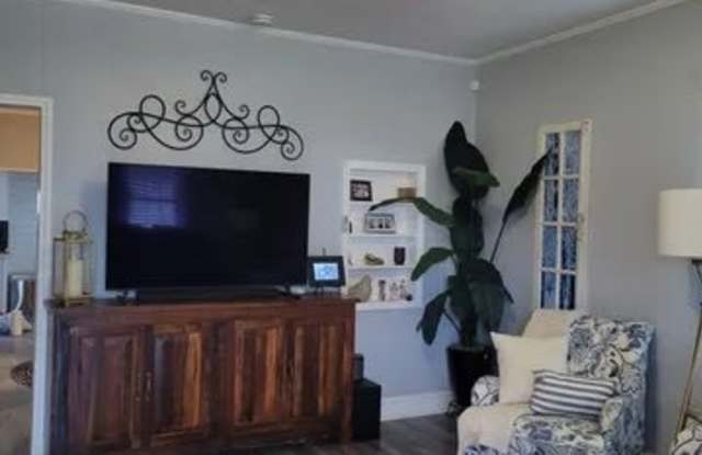 295 Thirteenth Street