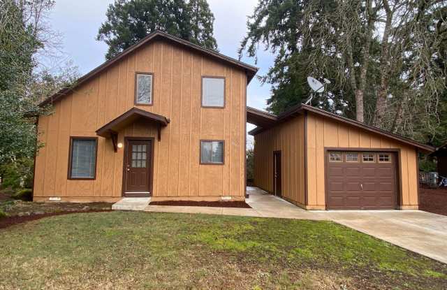Fantastic SE Salem 3-Bedroom Home in Prime Location!