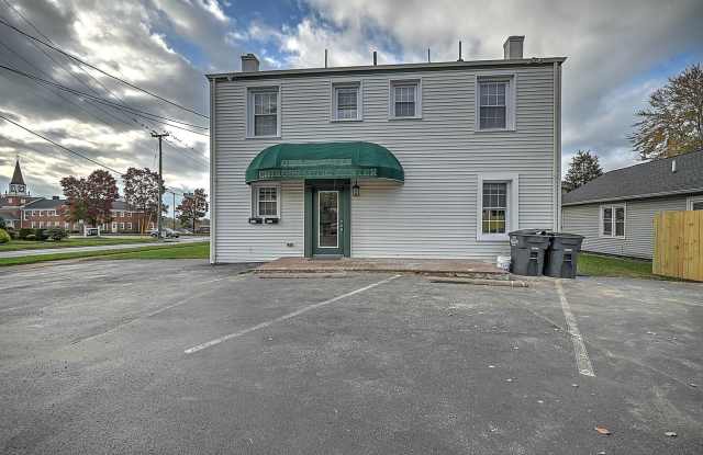 3 Bedrooms / 1.5 baths apt. all on ONE LEVEL - Kingsport TN