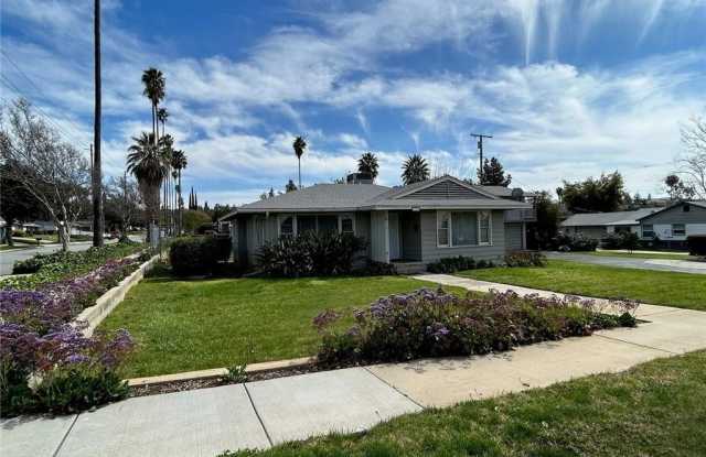 696 E Cypress