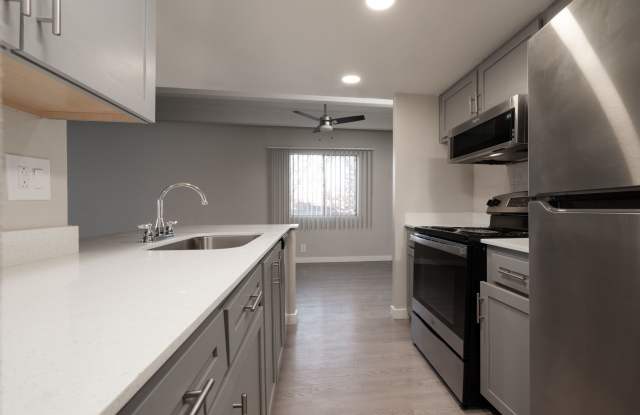 Uptown Square Apartments