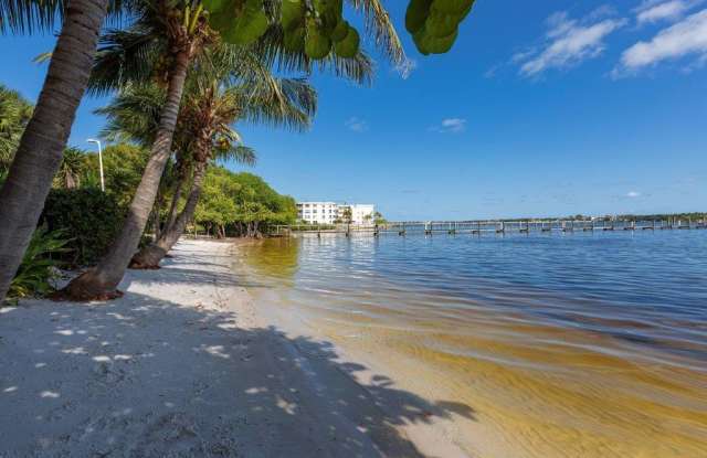 Manatee Bay