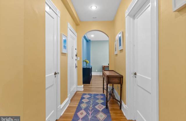 5112 CONNECTICUT Avenue NW unit: 205