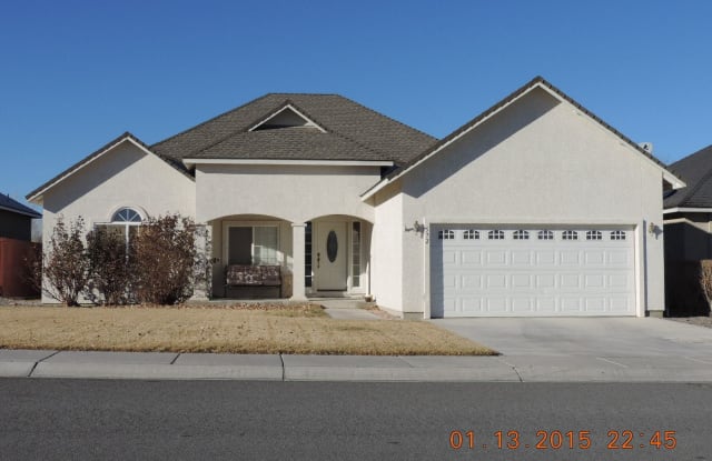 572 Wedge - 572 Wedge Lane, Fernley, NV 89408