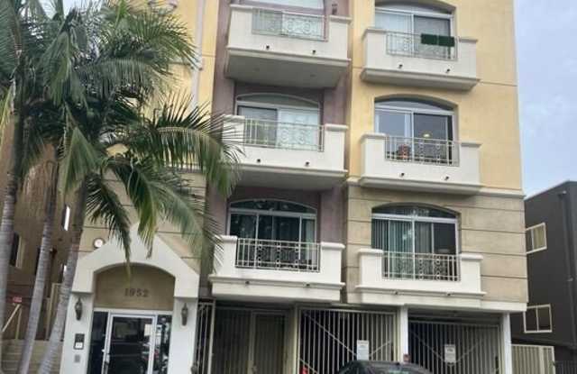 1952 Selby Ave unit: 103