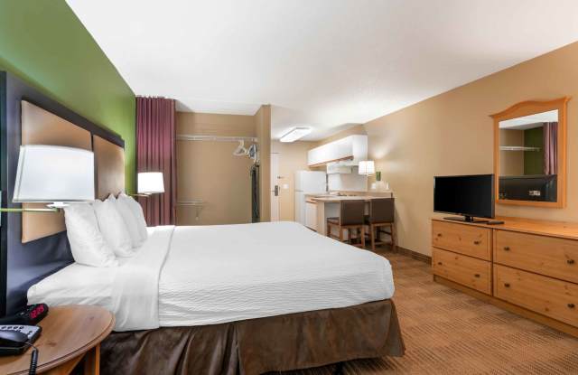 Kansas City - Overland Park - Nall Ave.