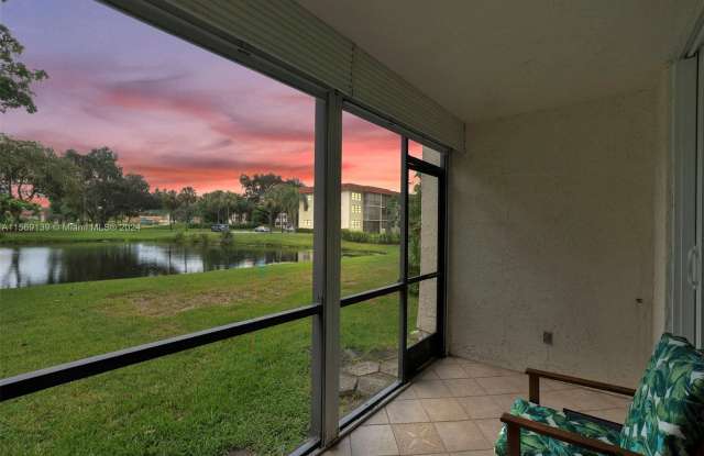 820 S Hollybrook Dr - 820 South Hollybrook Drive, Pembroke Pines, FL 33025