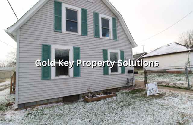 Adorable 3 BR 2 FULL BA House with Fenced Yard and Central Air (SECTION 8 APPROVED)