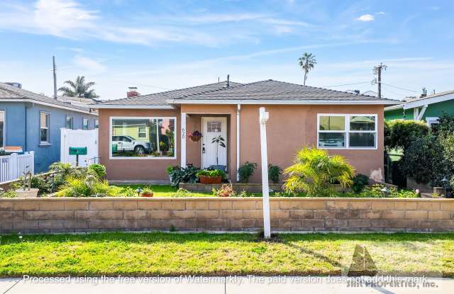Beautifully remodeled home in Downtown Huntington Beach!