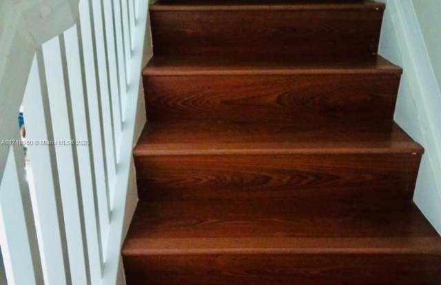 8986 West Flagler Street