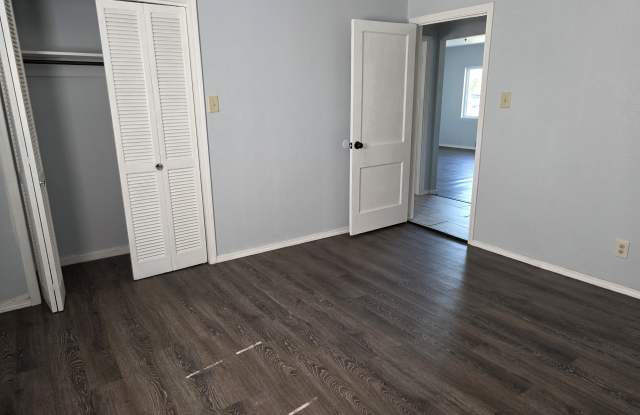 404 South Spruce Avenue