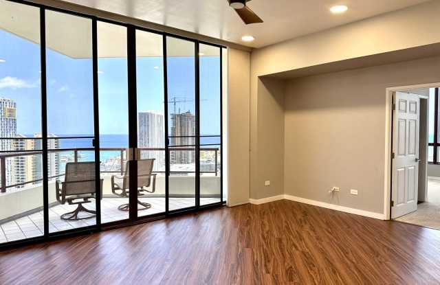 Imperial Plaza 2BR/2.5BA/2PK - Ocean & City Views