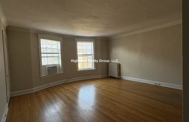 907 Elmwood Ave.