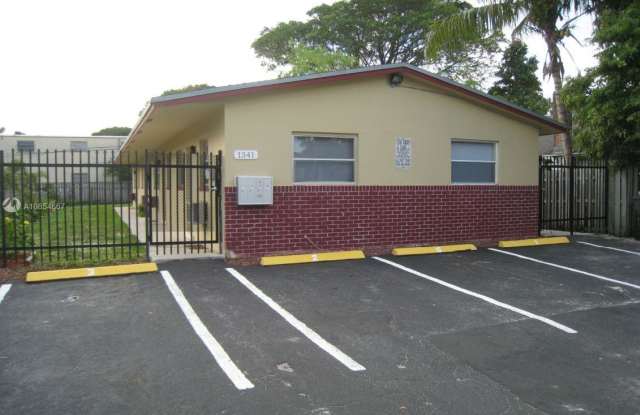 1341 NE 5th Terrace - 4