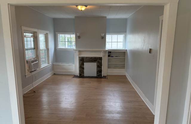 653 Alabama Avenue Southwest