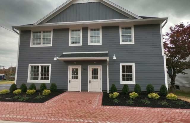 Photo of 588 Springfield Ave