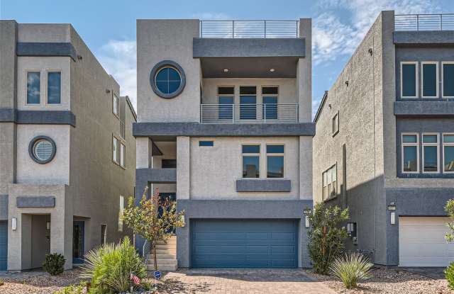 3 Story, 3 Bedroom Home with RARE ROOFTOP DECK at Skyview Terrace in Southwest Las Vegas!