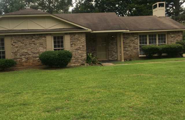 1219 Lyman Court
